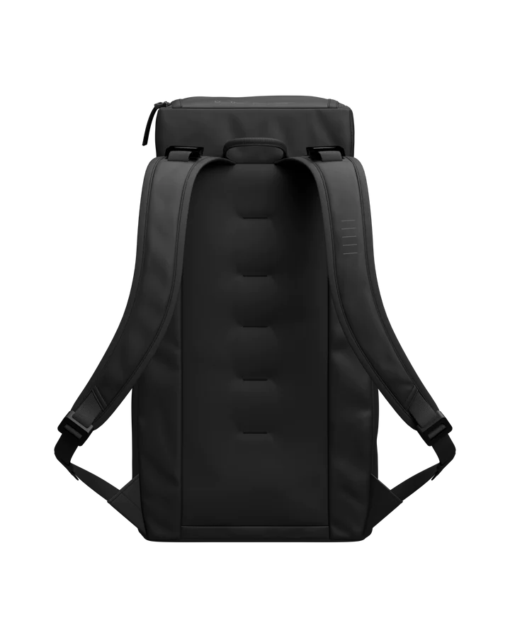 DB Hugger 25L