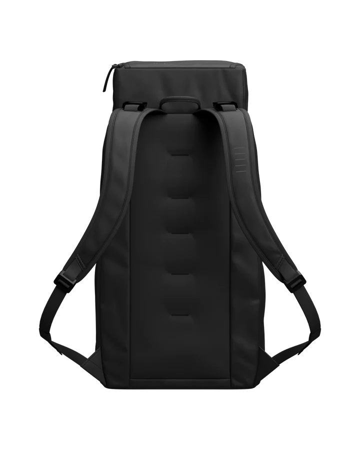 DB Hugger 30L