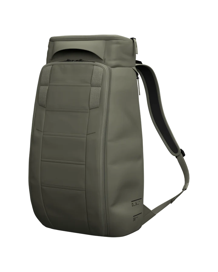 DB Hugger 30L