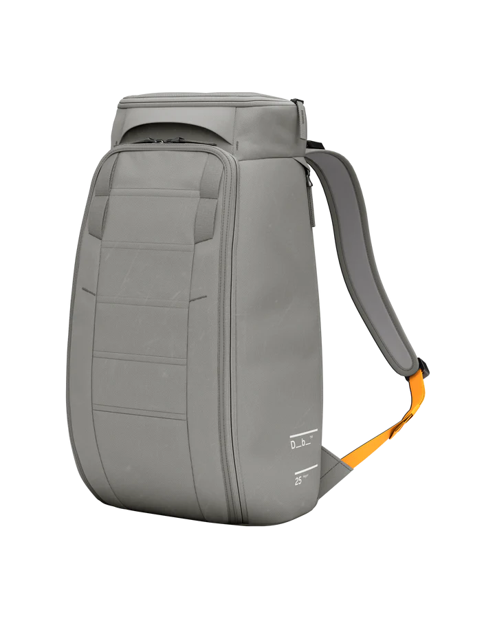 DB Hugger 25L