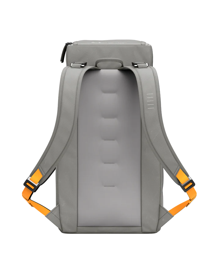 DB Hugger 25L