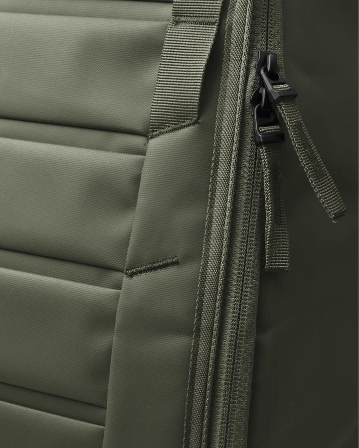 DB Hugger 20L