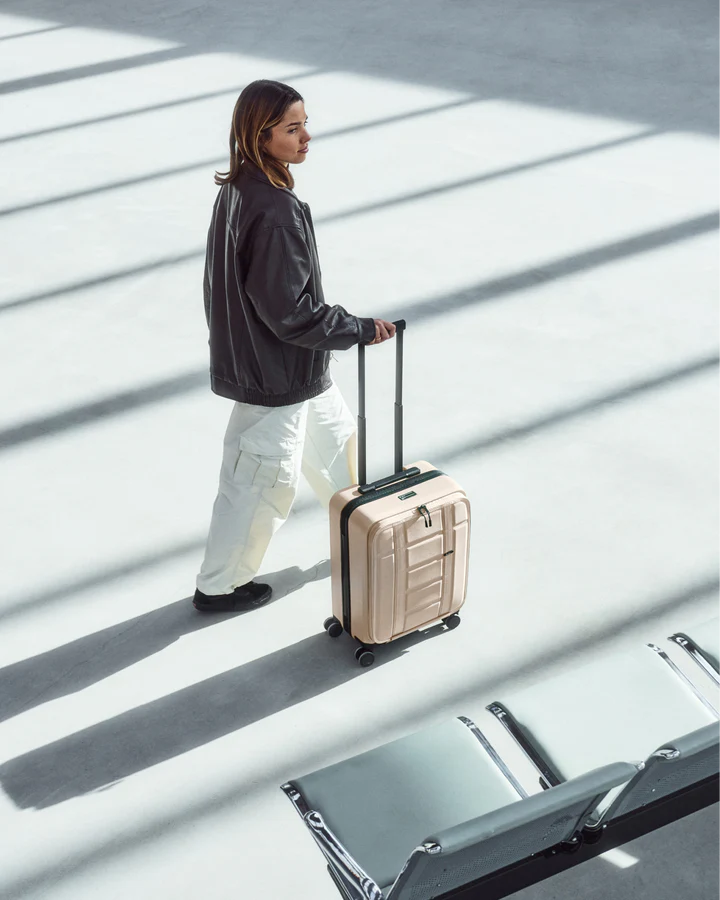 Ramverk Front-access Carry-on